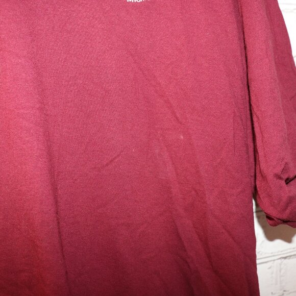 Maroon Collared T-shirt Polo Size XL Saginaw Chippewa Indian Tribe of Michigan - Picture 5 of 6